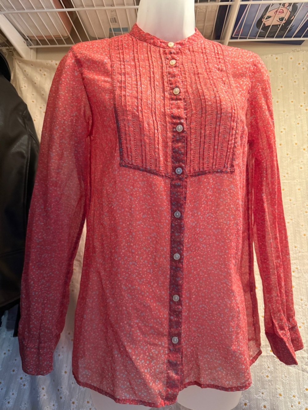 GAP Coral Pink Floral Pintuck Button-Down Blouse